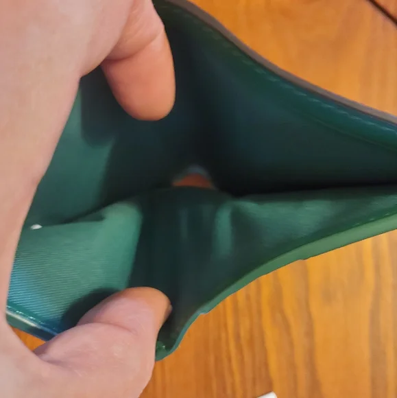 COPY - Coach Pebbled Leather Wallet - Picture 4 of 6